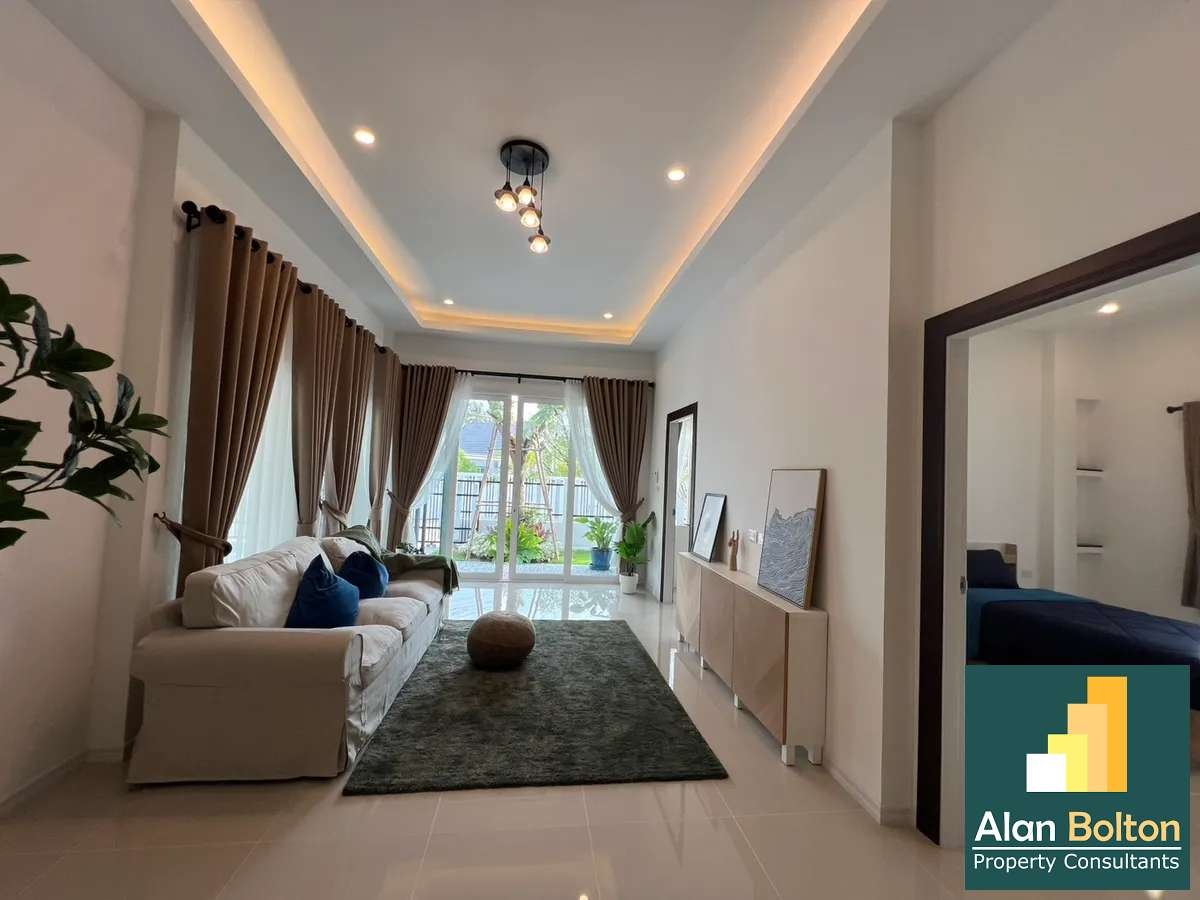 Coner house 3 Bedrooms 2 Bathrooms in East Pattaya photo 6