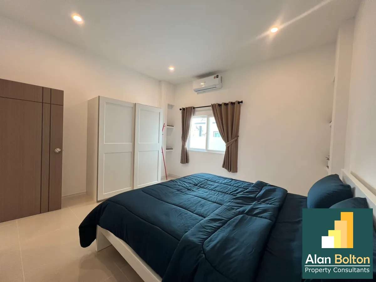 Coner house 3 Bedrooms 2 Bathrooms in East Pattaya photo 10