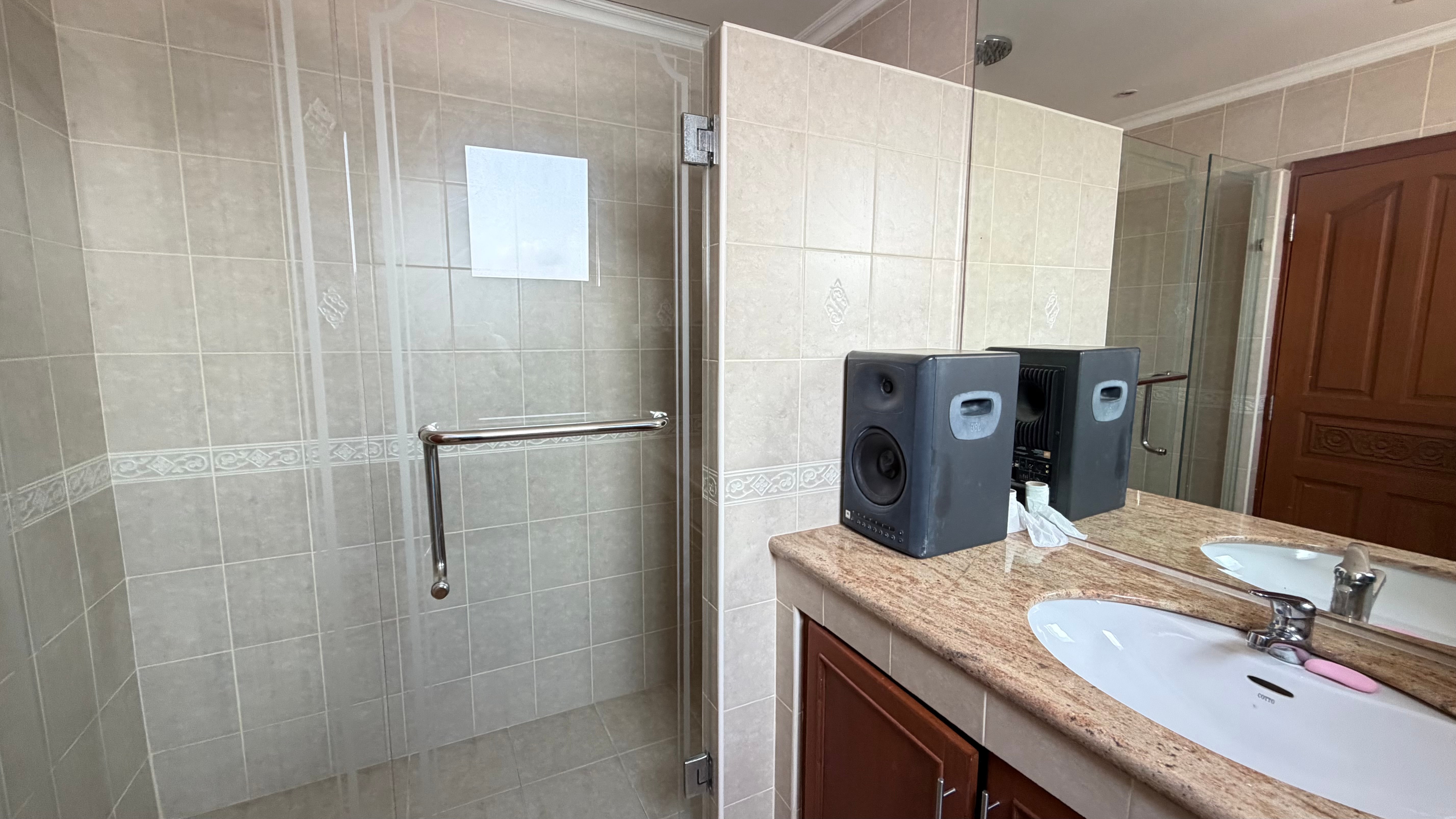 Ocean View Large One bedroom condo for Sale in Jomtien photo 27