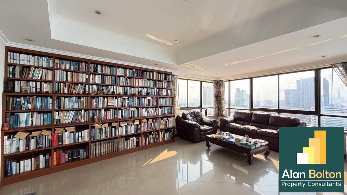 Ocean View Large One bedroom condo for Sale in Jomtien photo 14