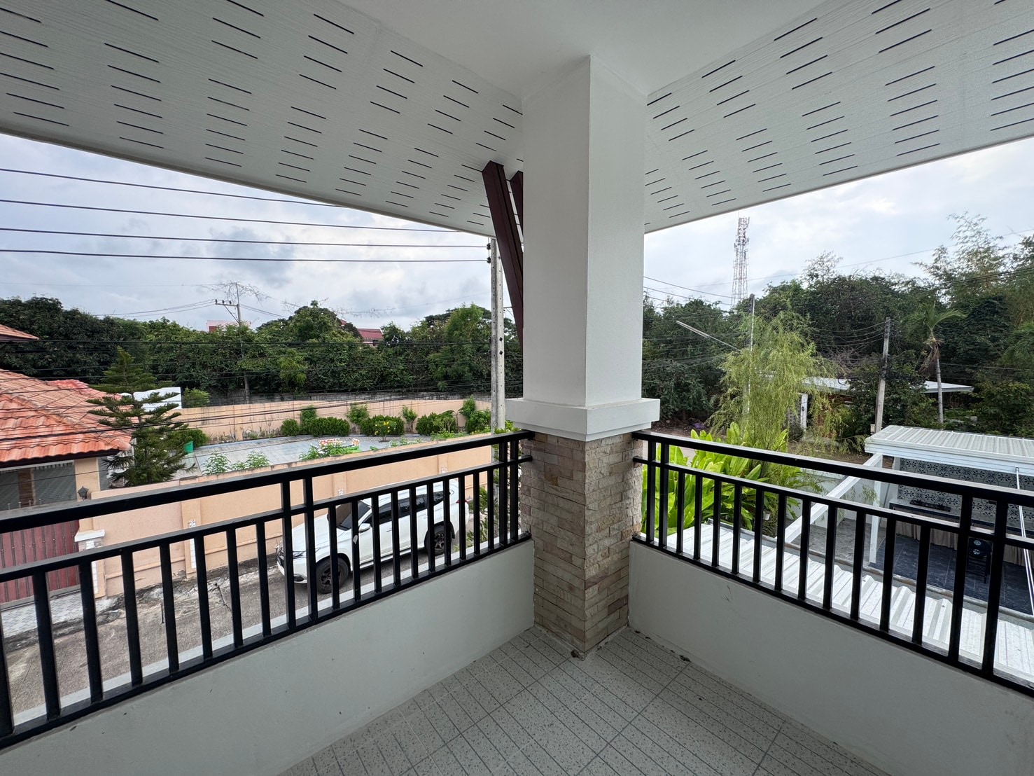 5 Bedroom 6 Bathroom in TW Garden Hill photo 36