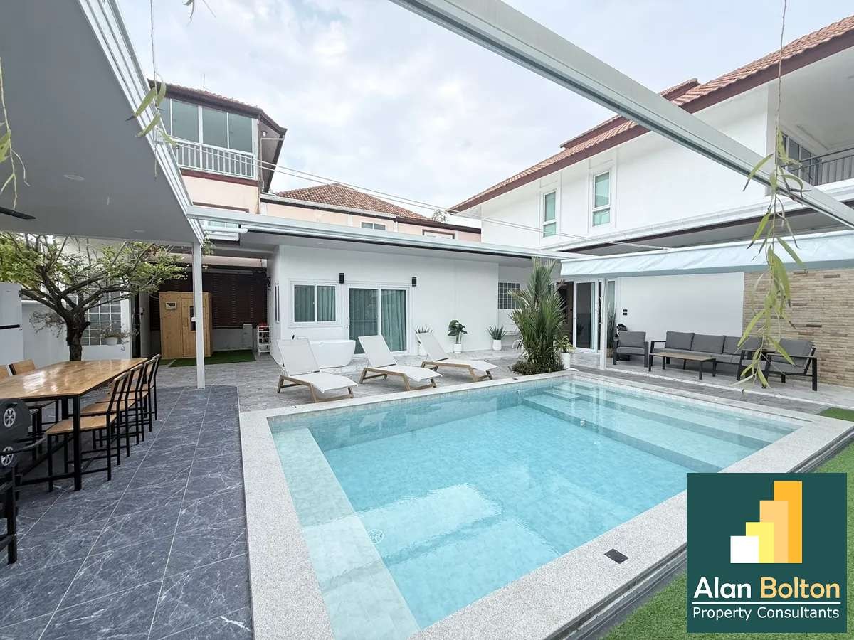 5 Bedroom 6 Bathroom in TW Garden Hill photo 17