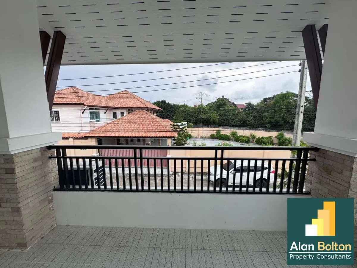 5 Bedroom 6 Bathroom in TW Garden Hill photo 14