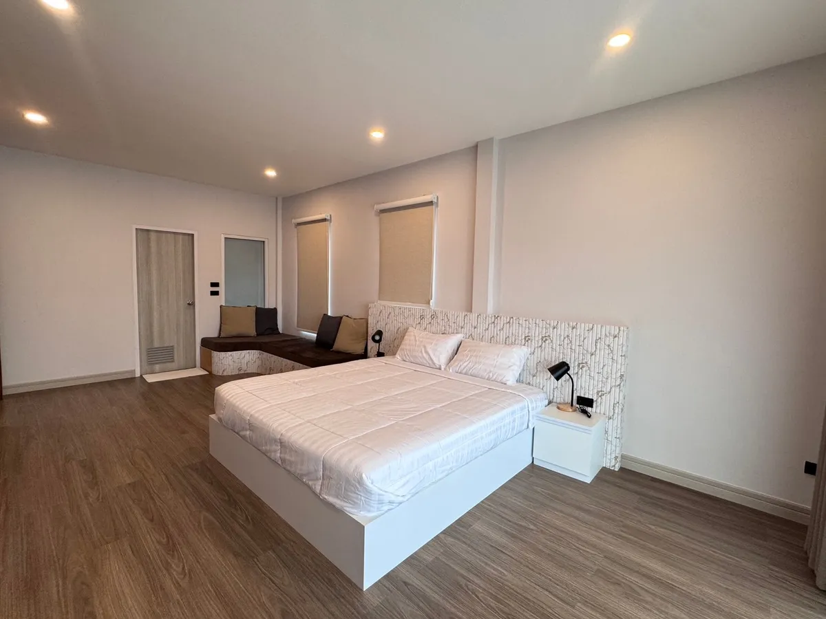 5 Bedroom 6 Bathroom in TW Garden Hill photo 29