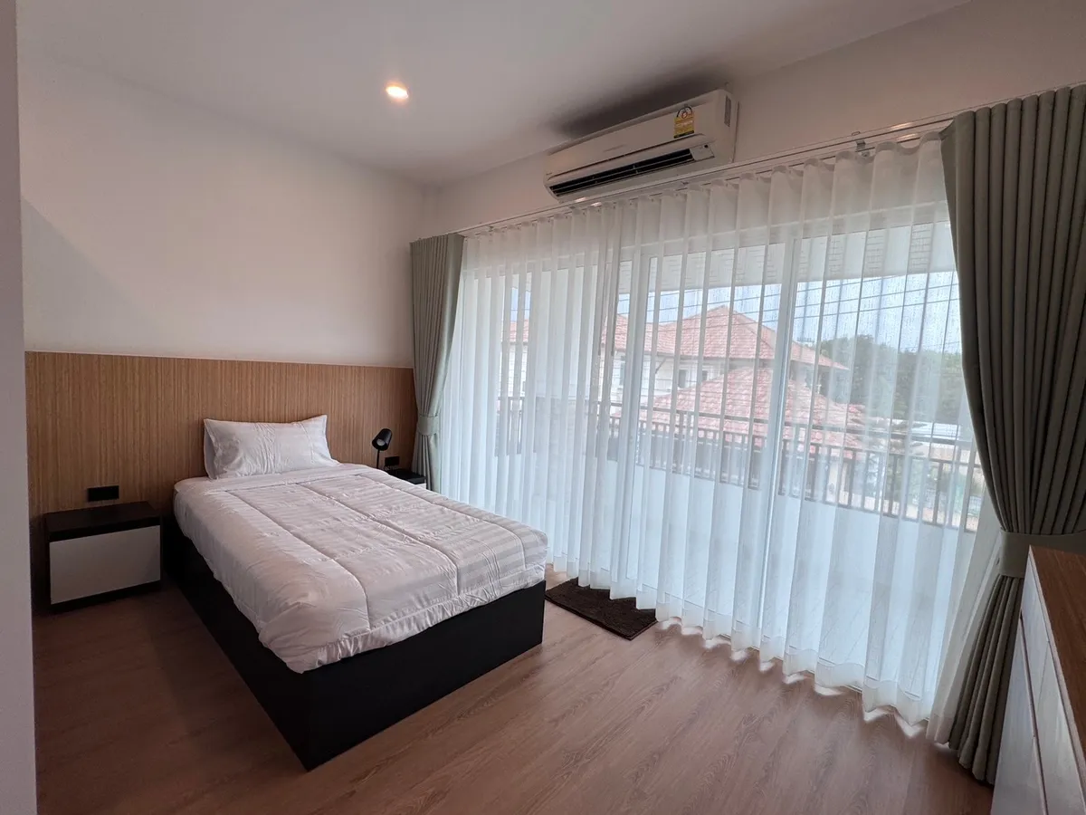 5 Bedroom 6 Bathroom in TW Garden Hill photo 32