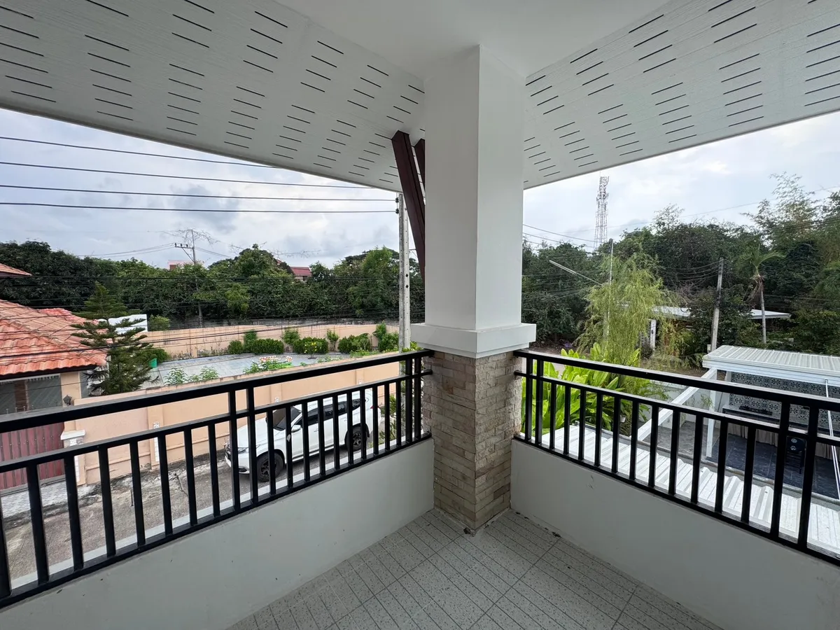 5 Bedroom 6 Bathroom in TW Garden Hill photo 35