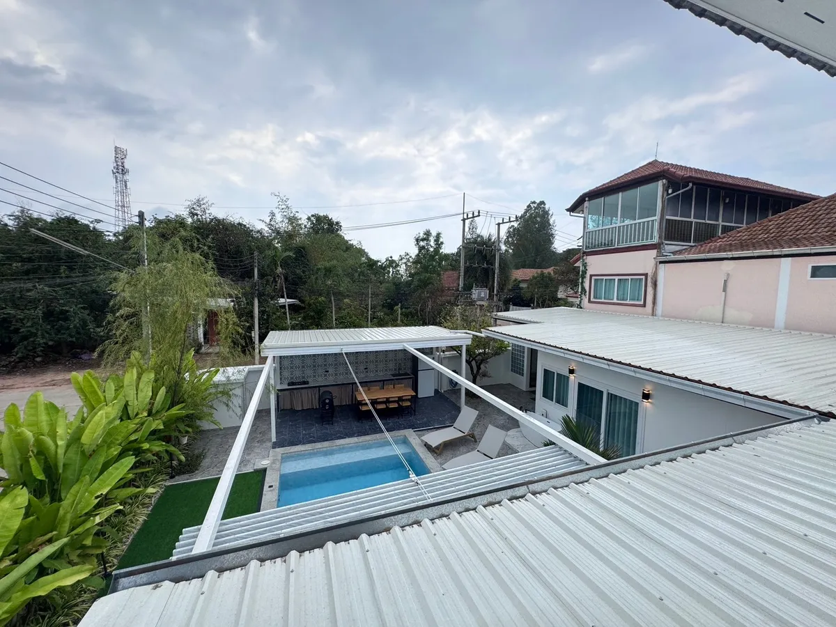 5 Bedroom 6 Bathroom in TW Garden Hill photo 36