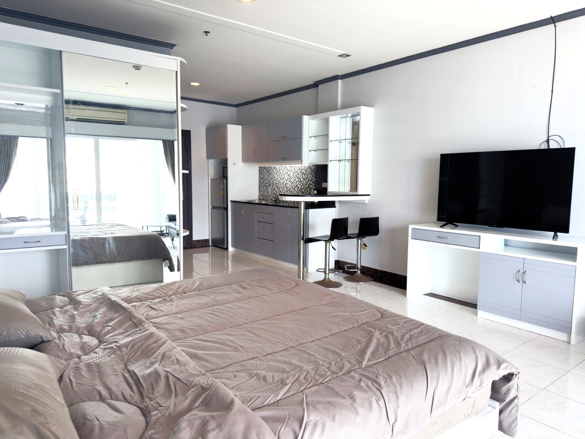Sea View Studio Condo for Sale and For Rent in Jomtien photo 24