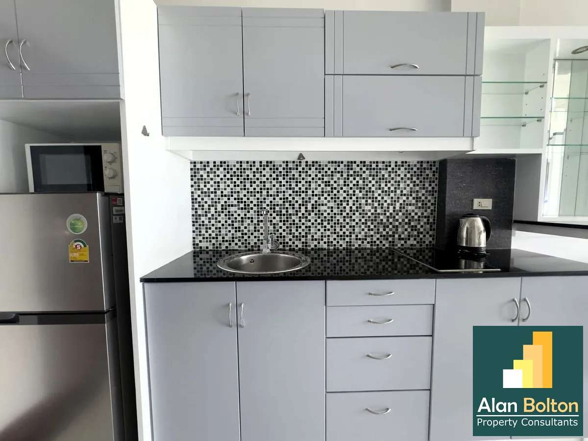 Sea View Studio Condo for Sale and For Rent in Jomtien photo 4