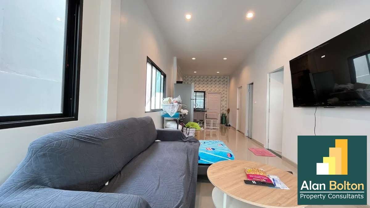 Corner House 2 Bedrooms 2 Bathrooms in East Pattaya photo 13