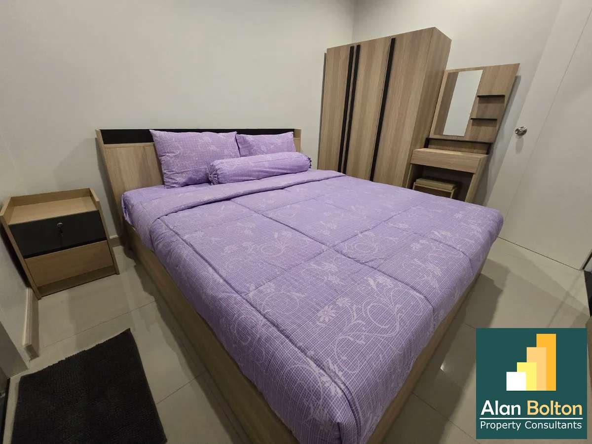 Corner House 2 Bedrooms 2 Bathrooms in East Pattaya photo 9