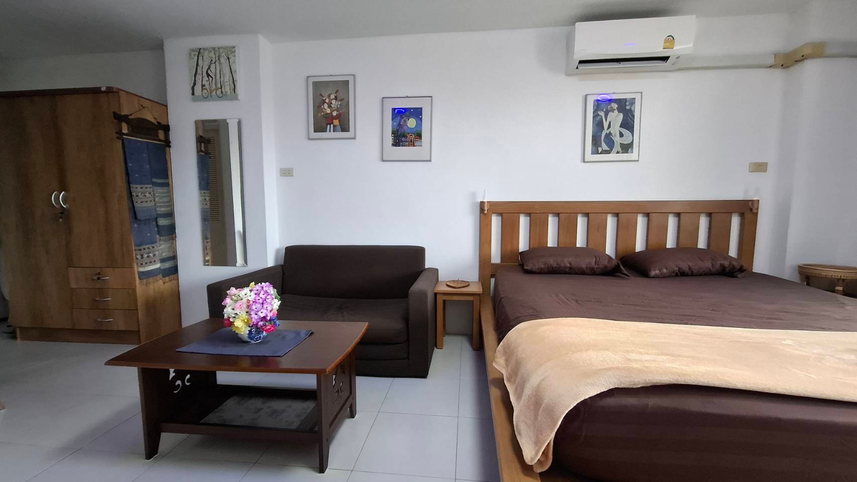 Large Renovated Ocean View Studio Condo In Wongamat photo 31