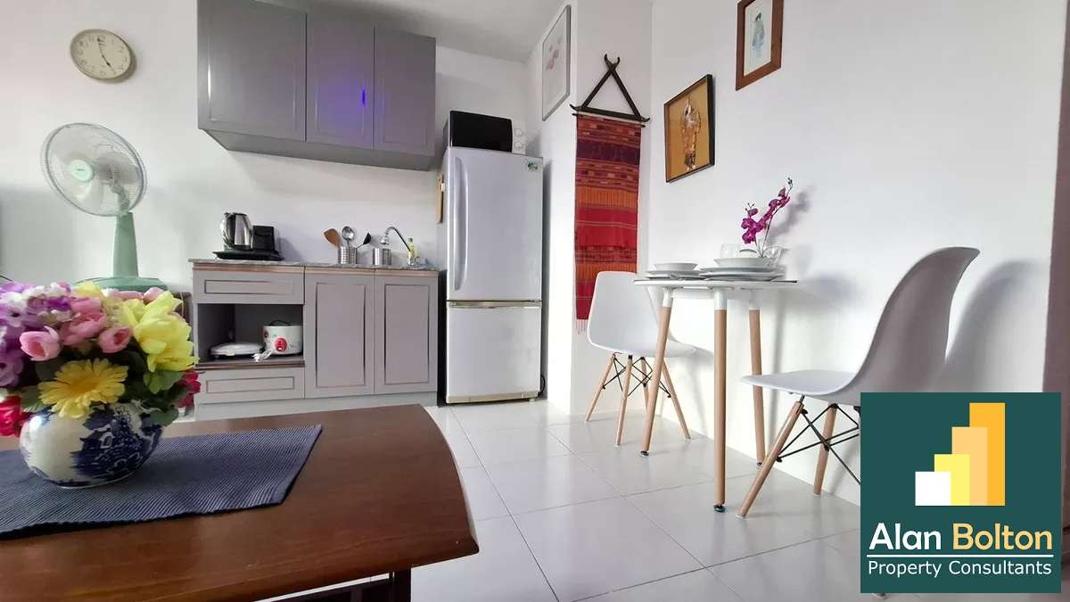 Large Renovated Ocean View Studio Condo In Wongamat photo 6