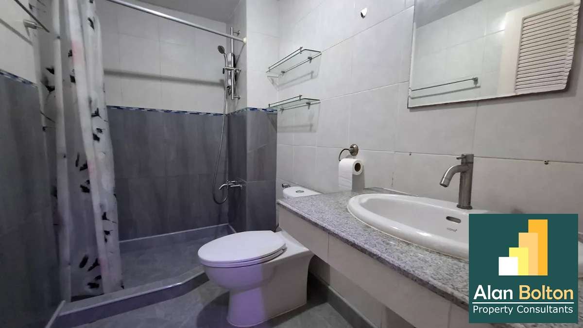 Large Renovated Ocean View Studio Condo In Wongamat photo 13