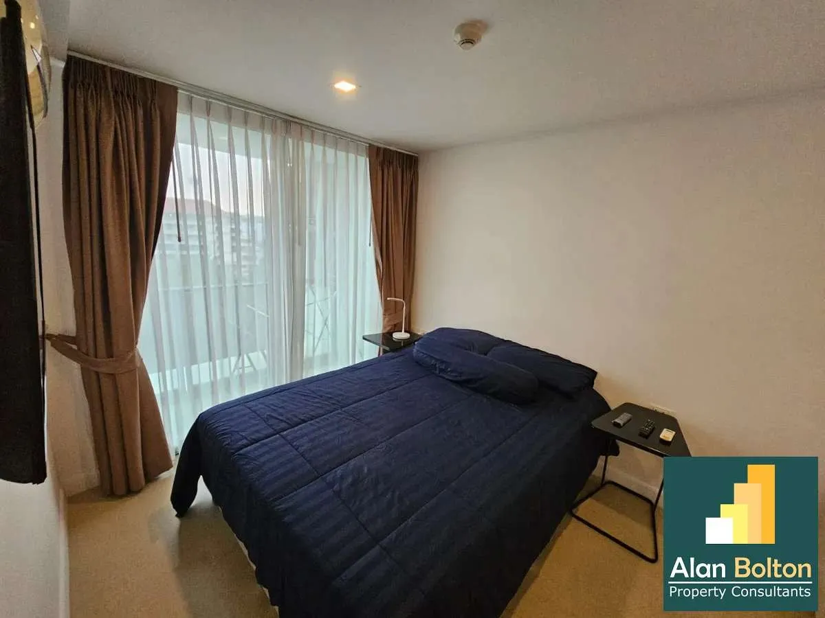 One Bedroom Unit in Sought After Pratumnak Development