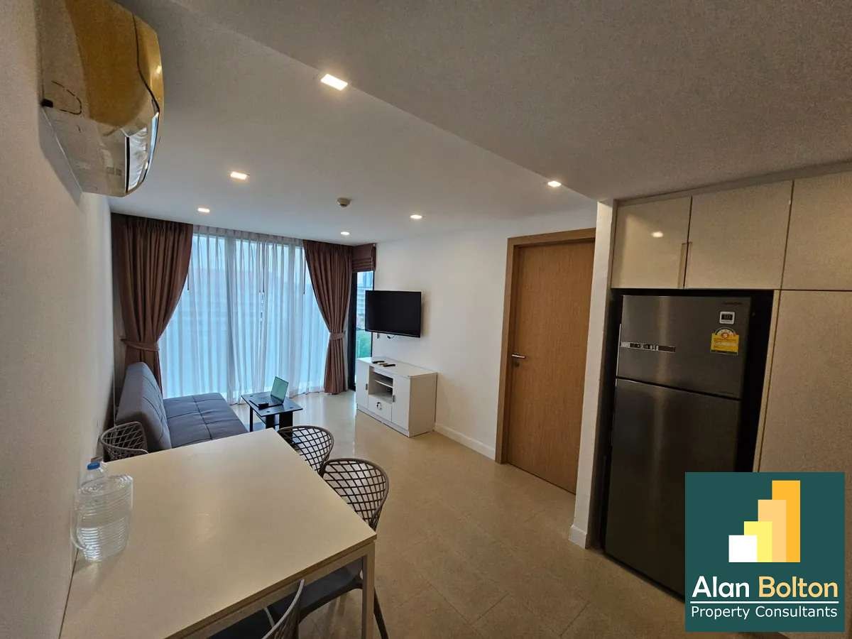 One Bedroom Unit in Sought After Pratumnak Development photo 3