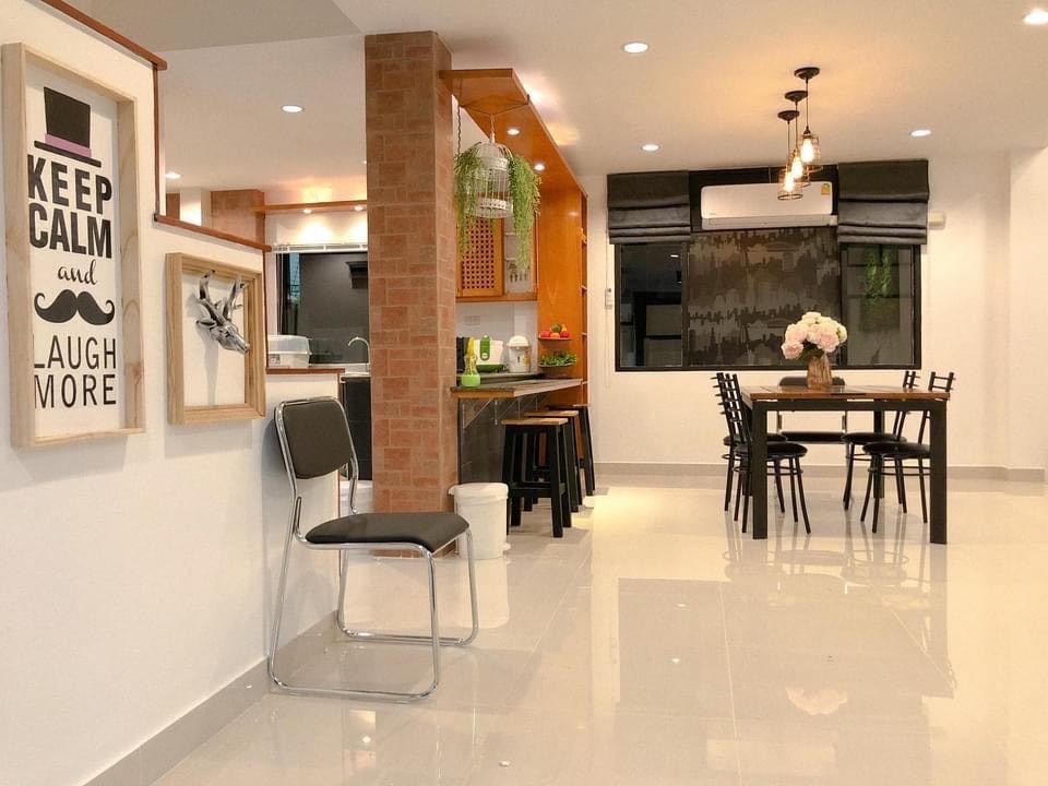 1 Bedroom 1 Bathroom for Sale photo 11