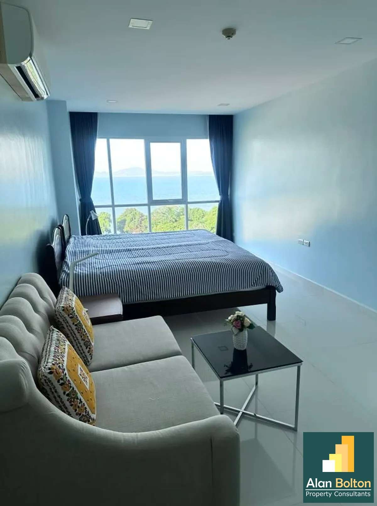 1 Bedroom 1 Bathroom for Sale photo 6