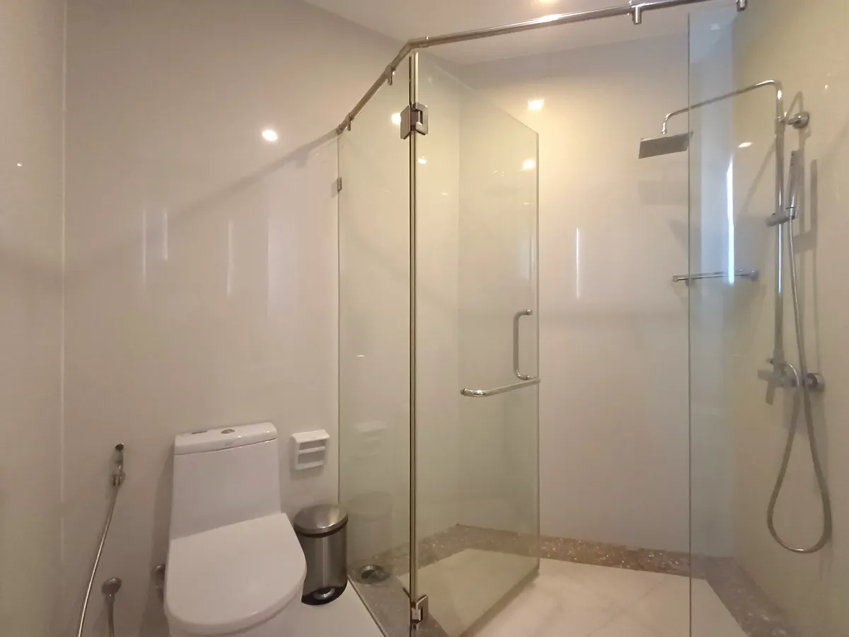 Newly Build Private Single House 3 beds 4 baths in Wongamat for RENT photo 26