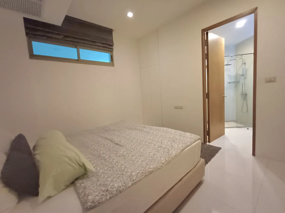 Newly Build Private Single House 3 beds 4 baths in Wongamat for RENT photo 28