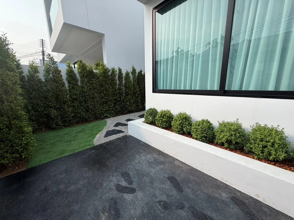Newly Build Private Single House 3 beds 4 baths in Wongamat for RENT photo 45