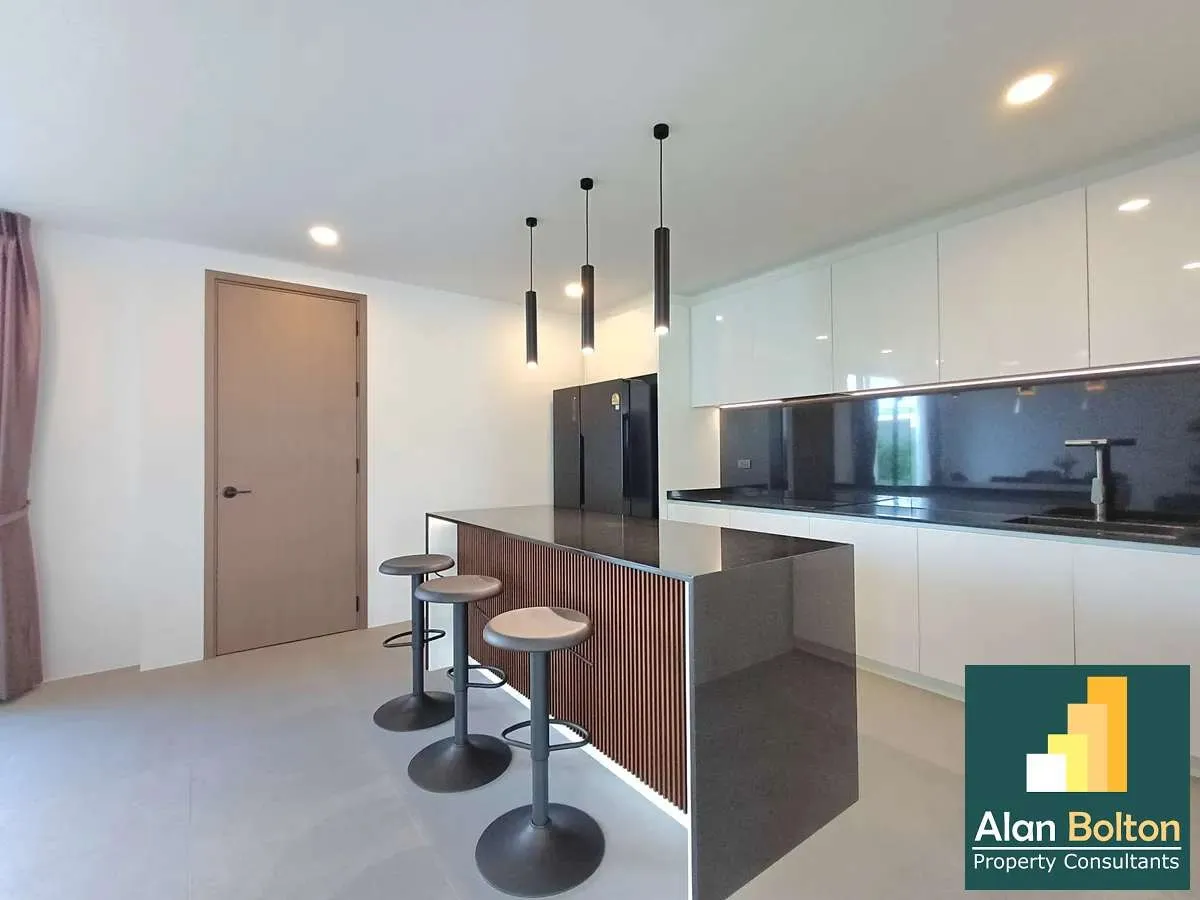 Newly Build Private Single House 3 beds 4 baths in Wongamat for RENT photo 10