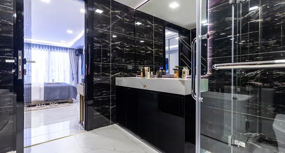 Luxury Ocean View 2 Bed 2 Bath Condo In Central Pattaya photo 36
