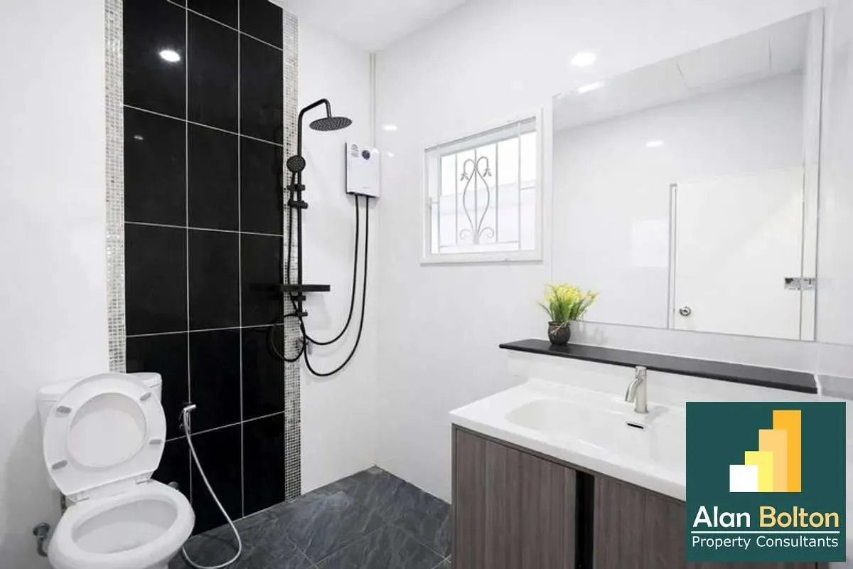 4 Bedrooms 2 Bathrooms in Lalin village photo 12