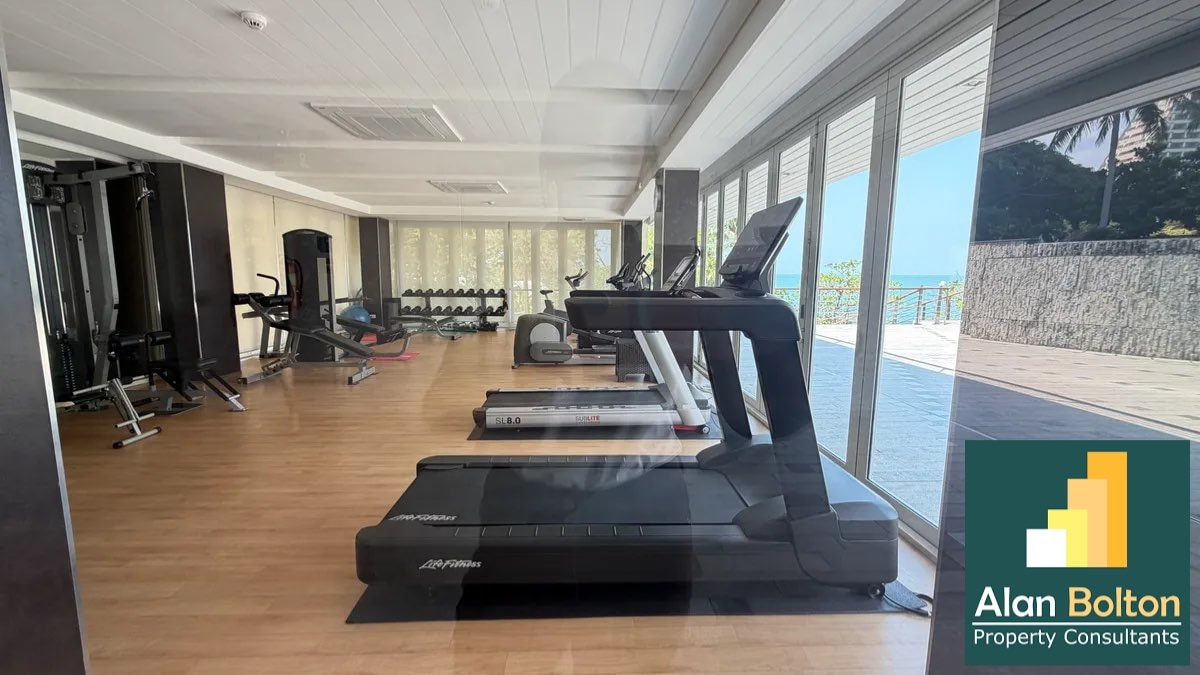Large One bedroom Condo For Sale In The Cove Condominium photo 12