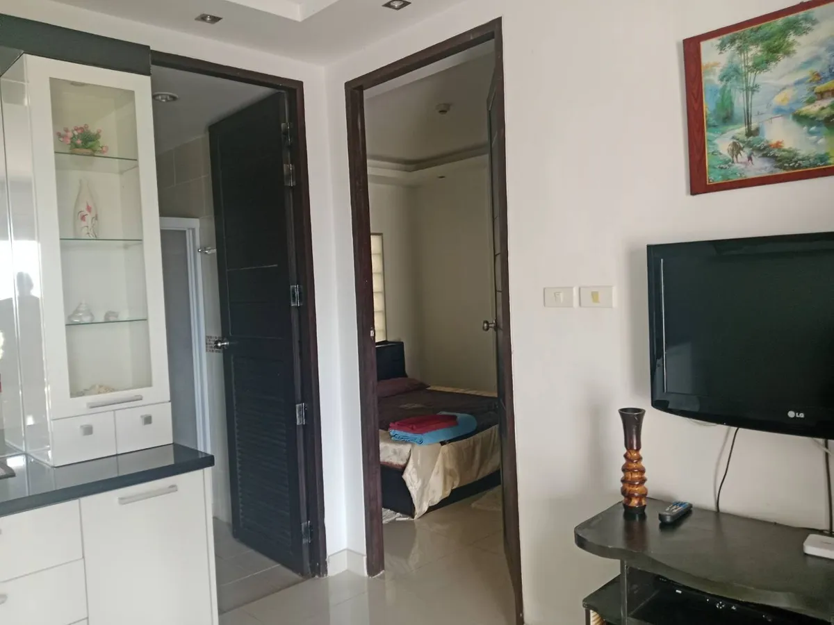Pool View Studio 1 bath in Acqua Jomtien for SALE photo 24