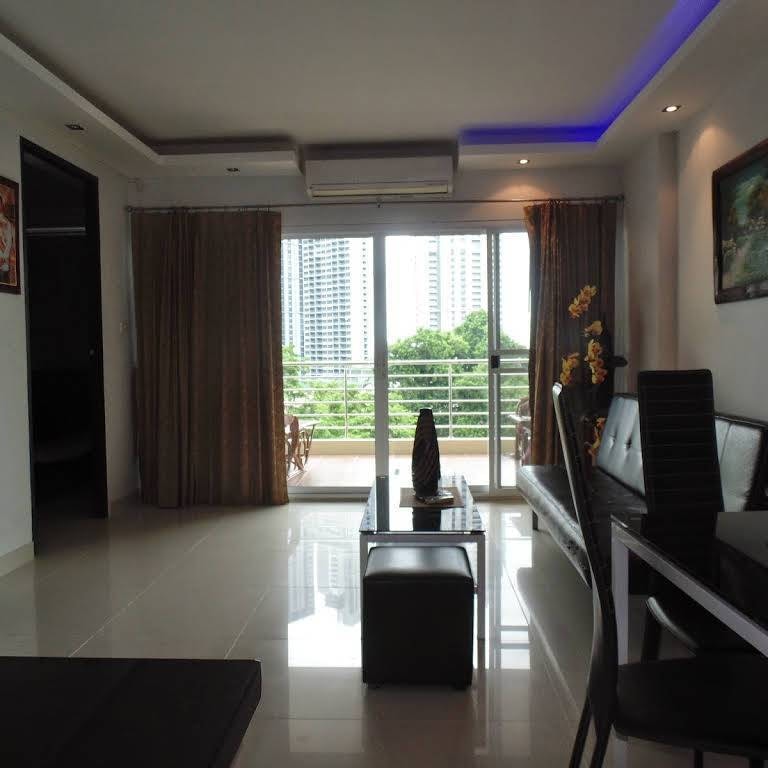 Pool View Studio 1 bath in Acqua Jomtien for SALE photo 36