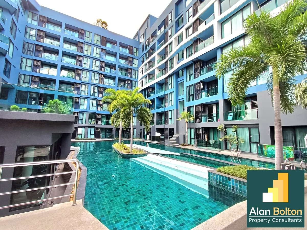 Pool View Studio 1 bath in Acqua Jomtien for SALE