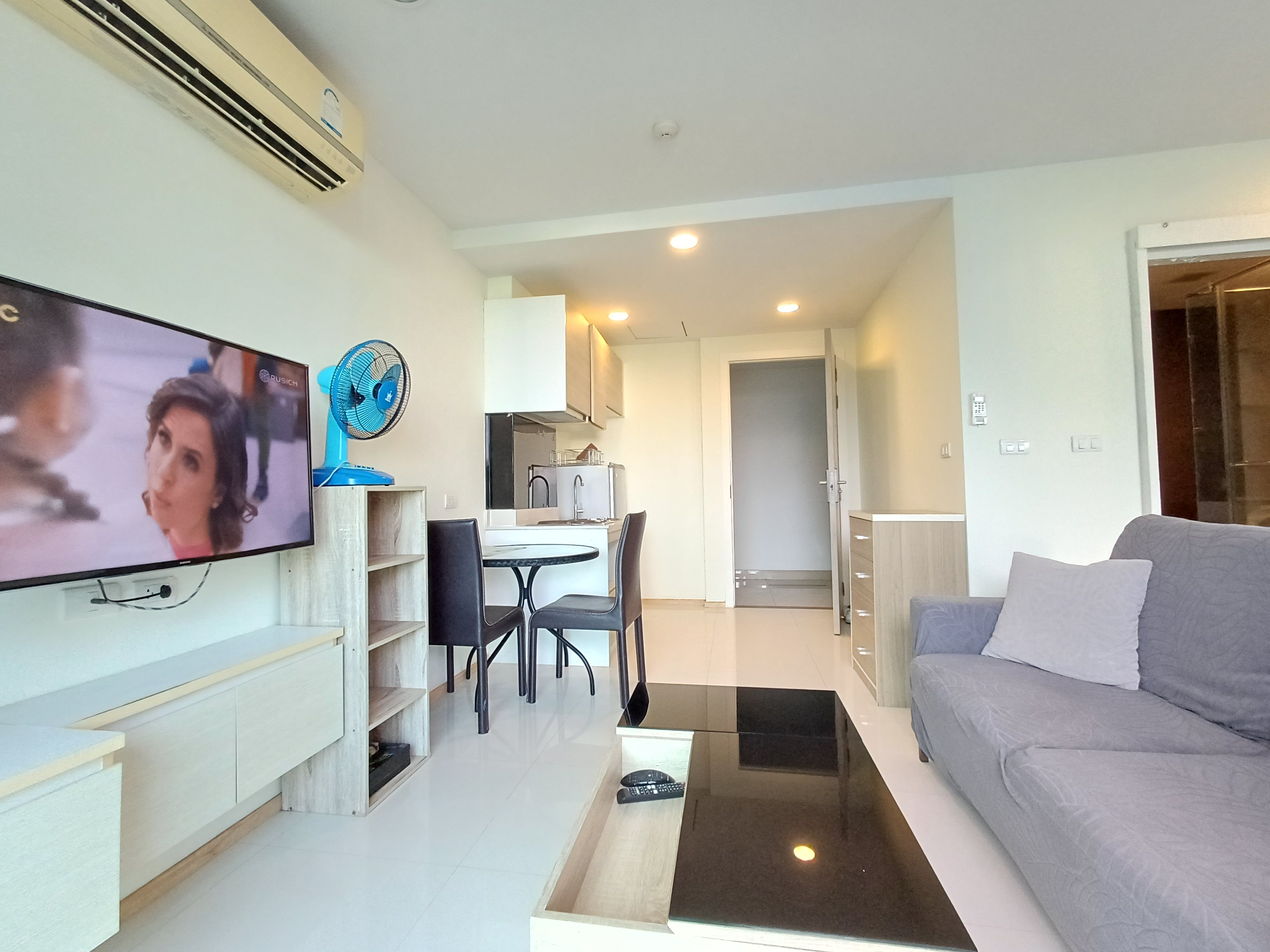 Pool View Studio 1 bath in Acqua Jomtien for SALE photo 47
