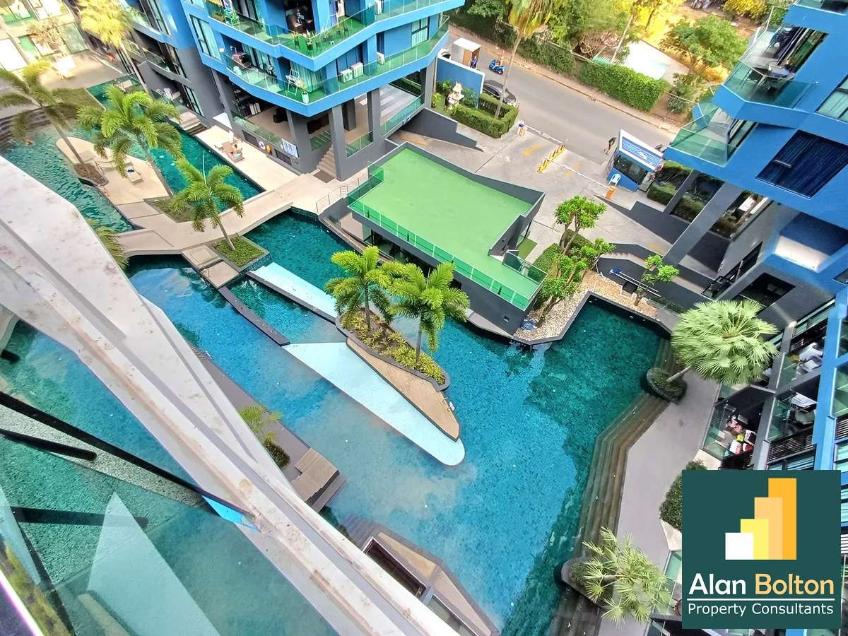 Pool View Studio 1 bath in Acqua Jomtien for SALE photo 14