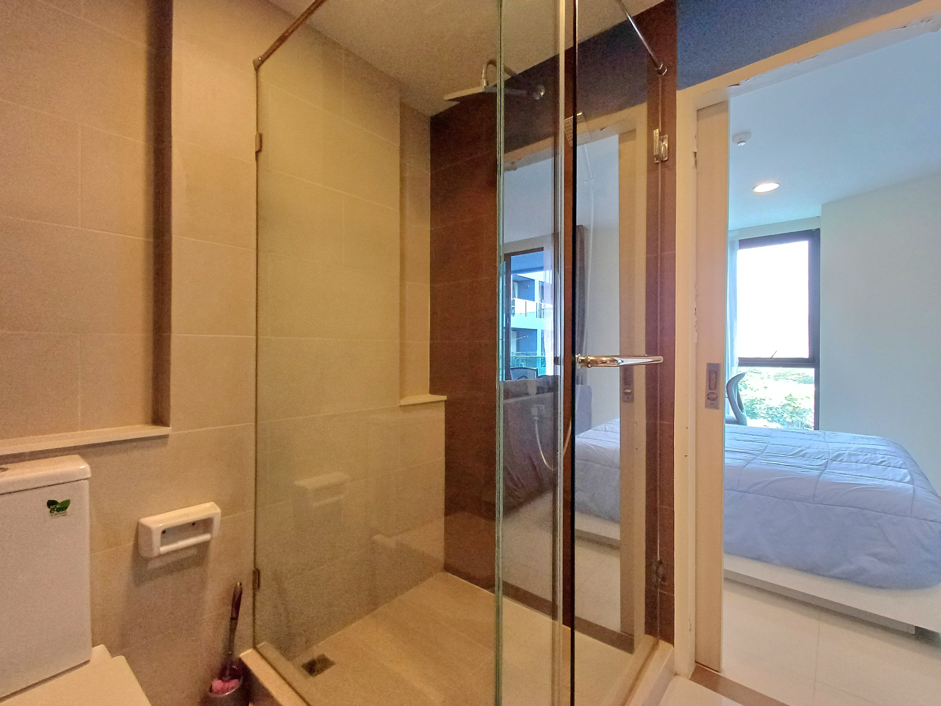 Pool View Studio 1 bath in Acqua Jomtien for SALE photo 48