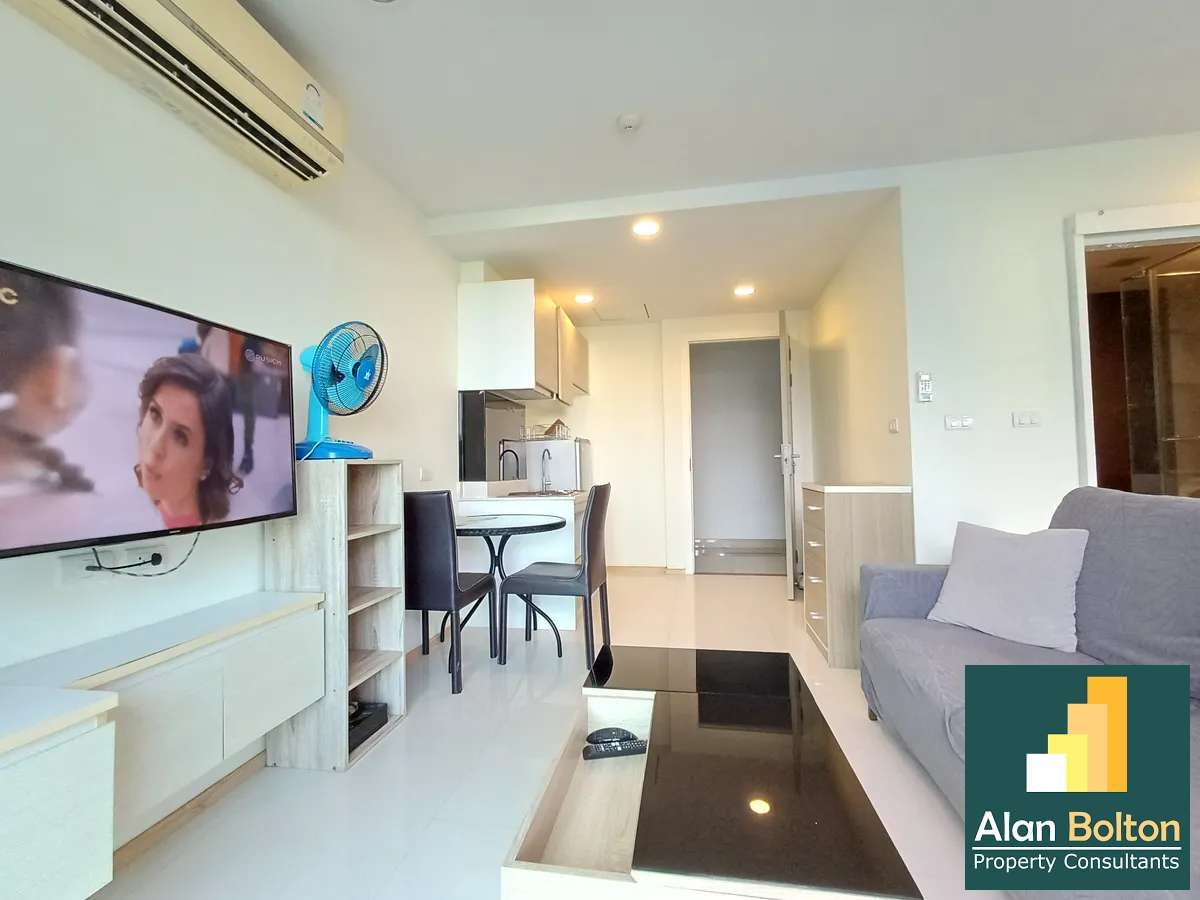 Pool View Studio 1 bath in Acqua Jomtien for SALE photo 6