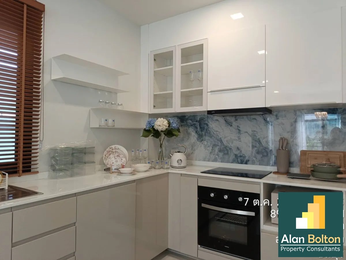 3 Bedroom House For Rent In East Pattaya photo 4
