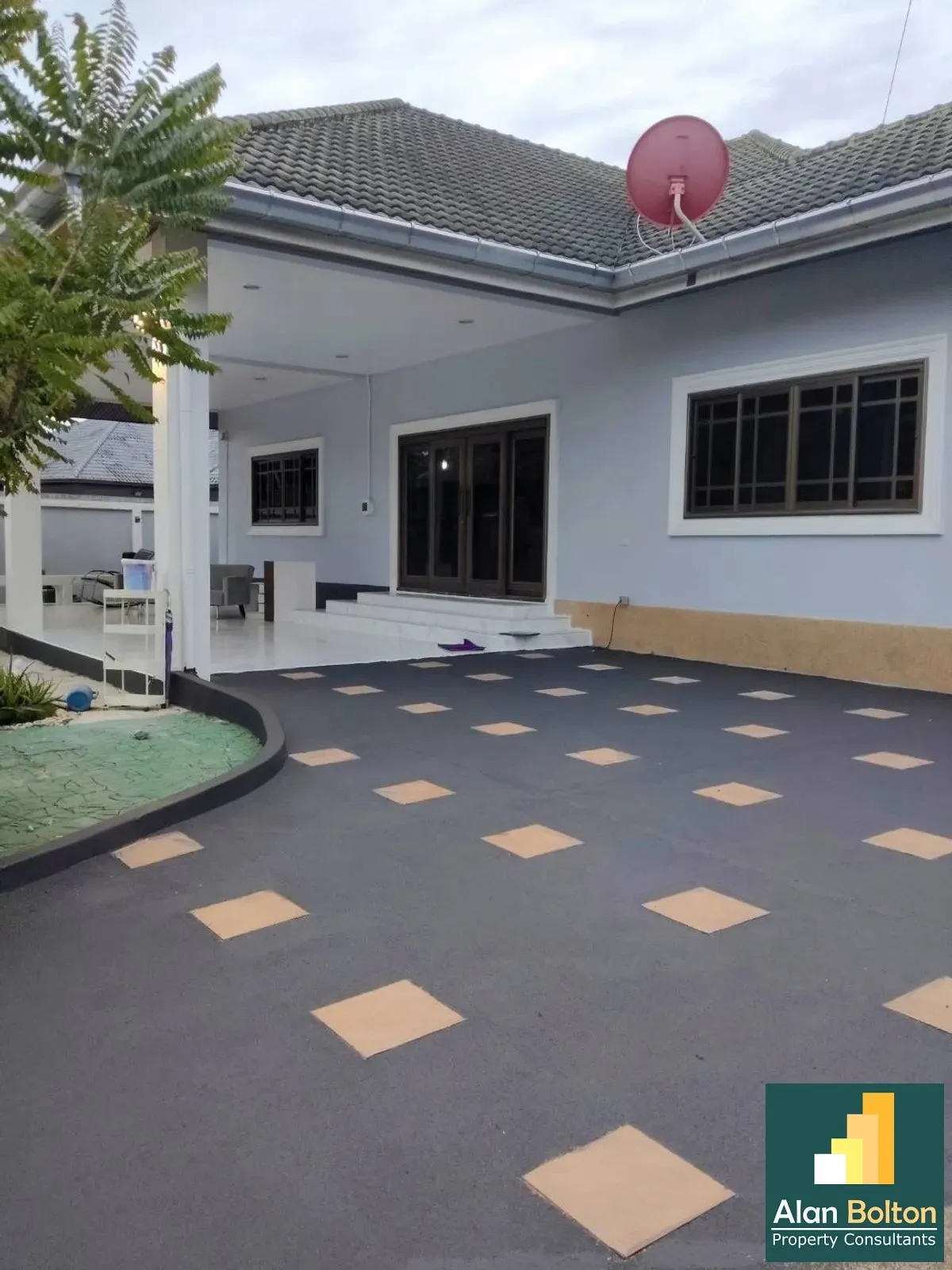 4 Bedroom House For rent In Soi Siam Country Club