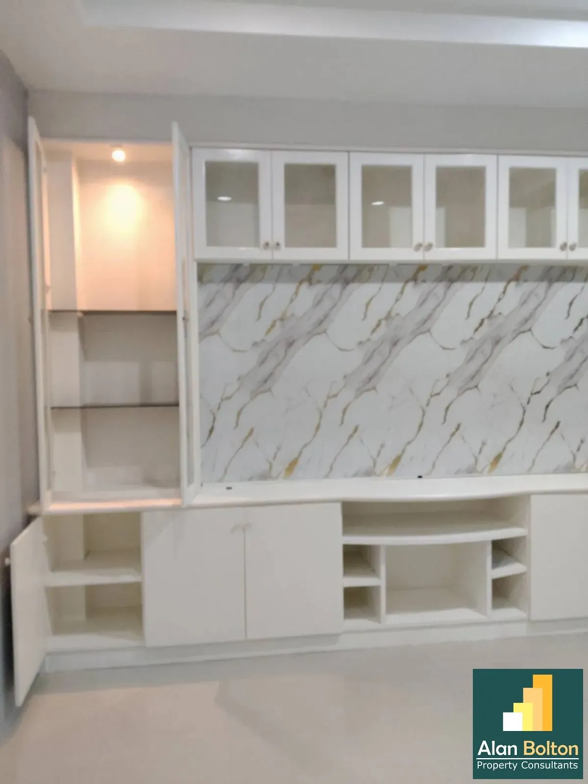 4 Bedroom House For rent In Soi Siam Country Club photo 5