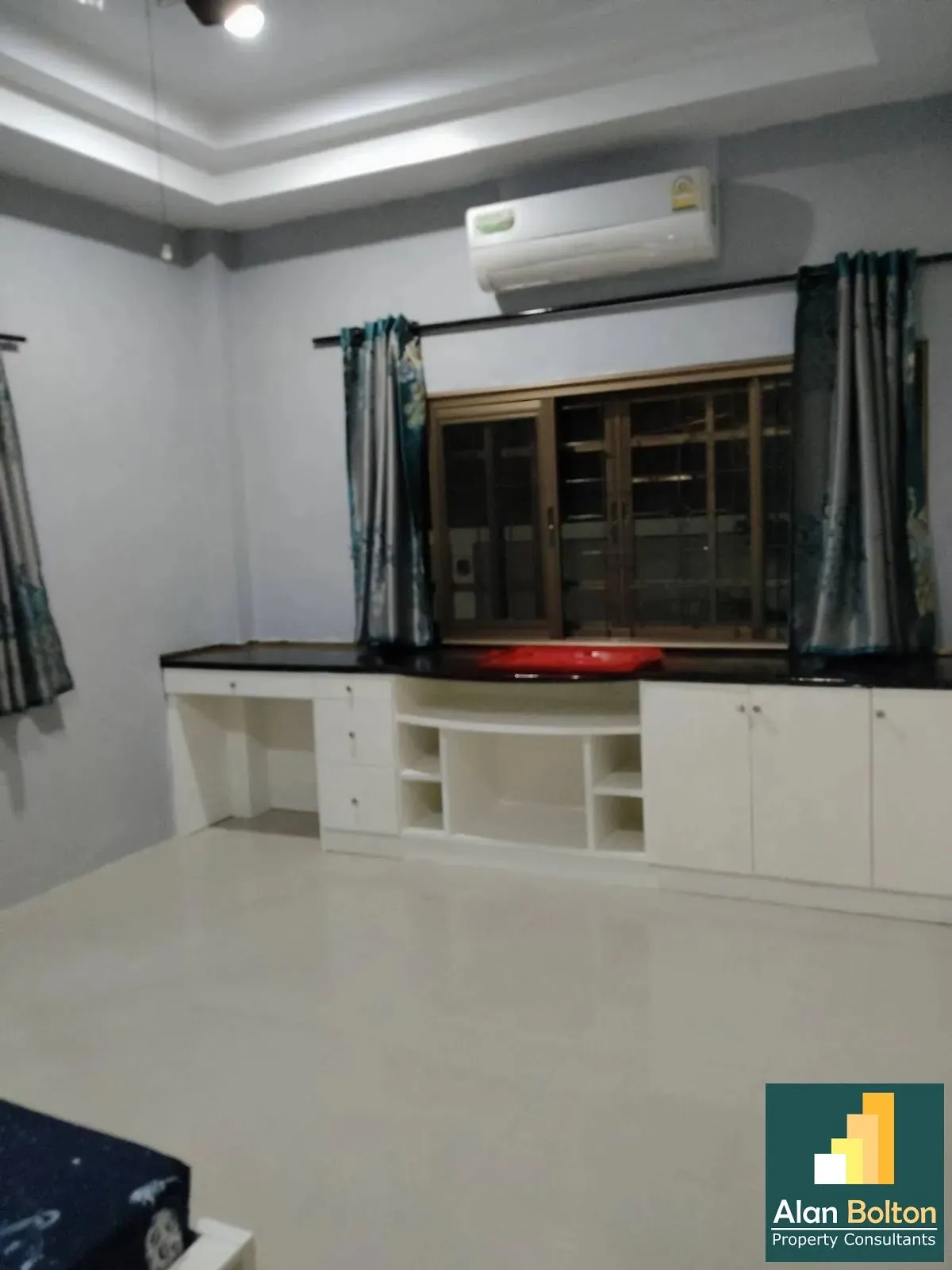 4 Bedroom House For rent In Soi Siam Country Club photo 7