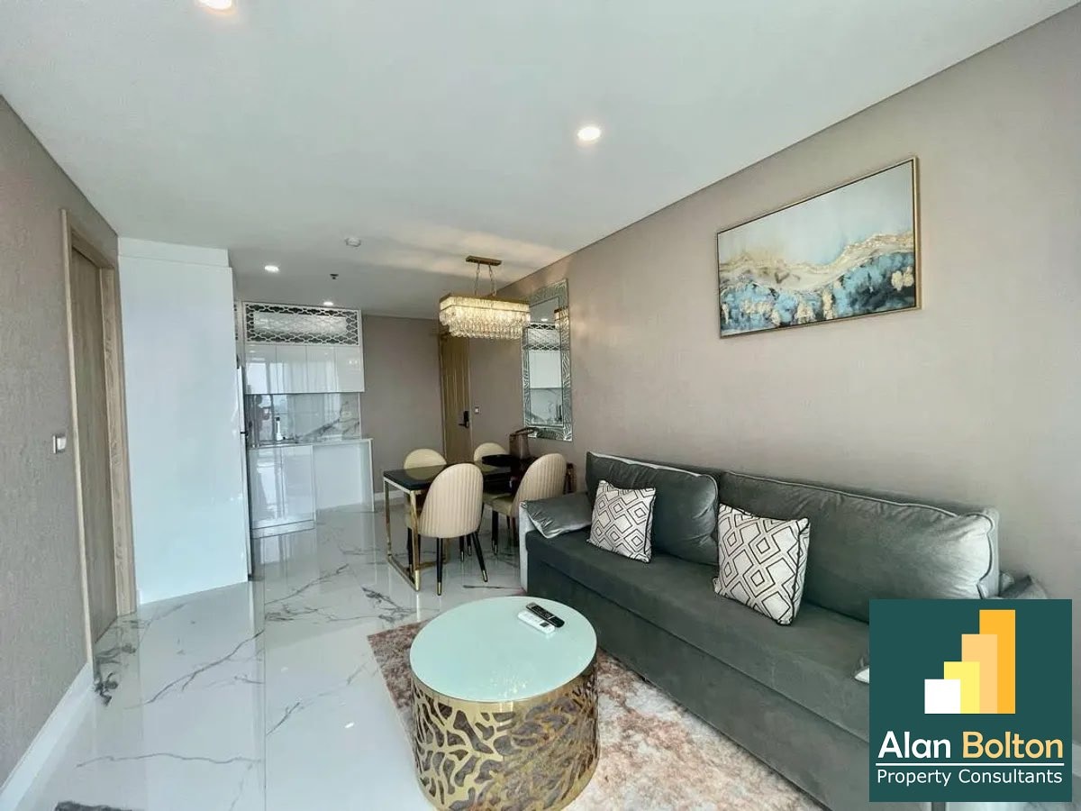 Large Luxury Beachfront Ocean View 1 Bed 1 Bath Condo In Jomtien photo 2