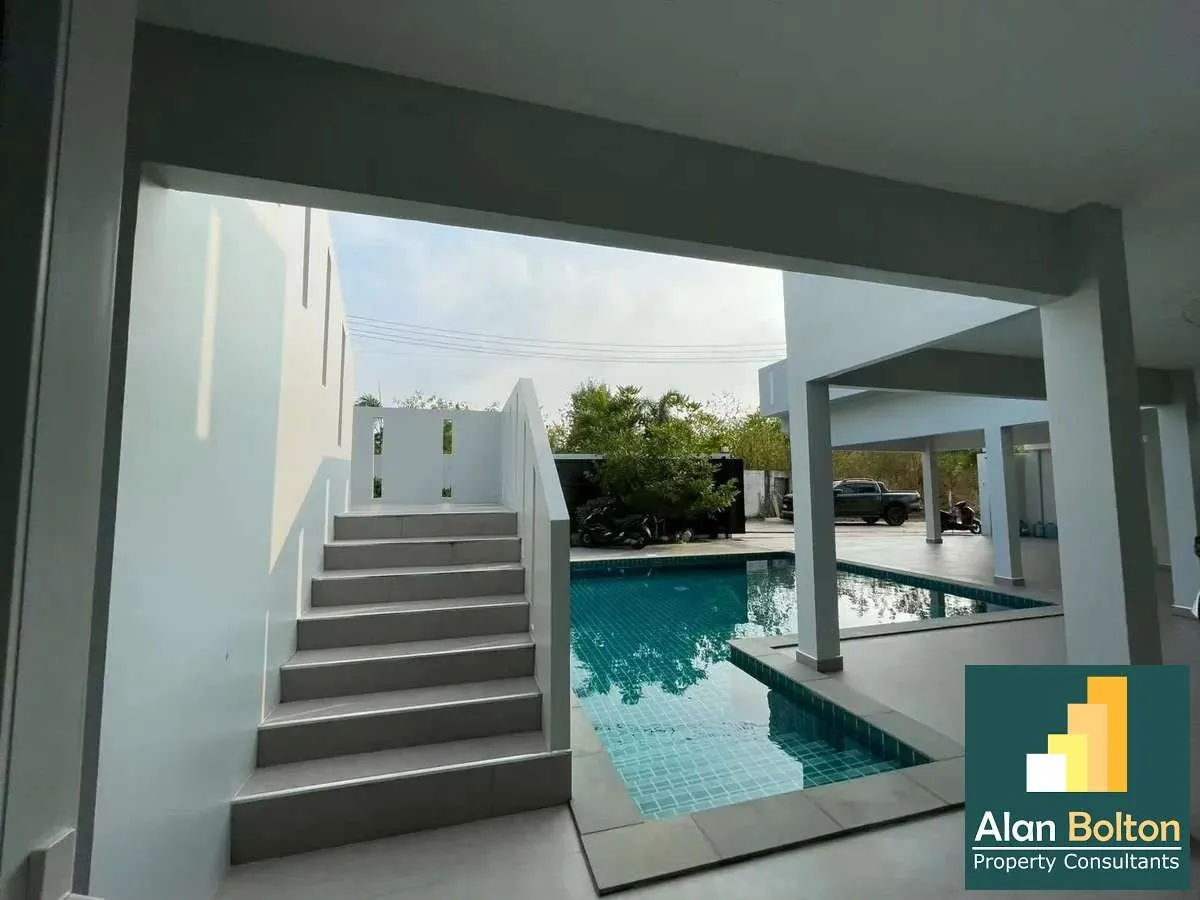 Beautiful 3-Bedroom Villa with Private Pool for Sale in East Pattaya photo 22