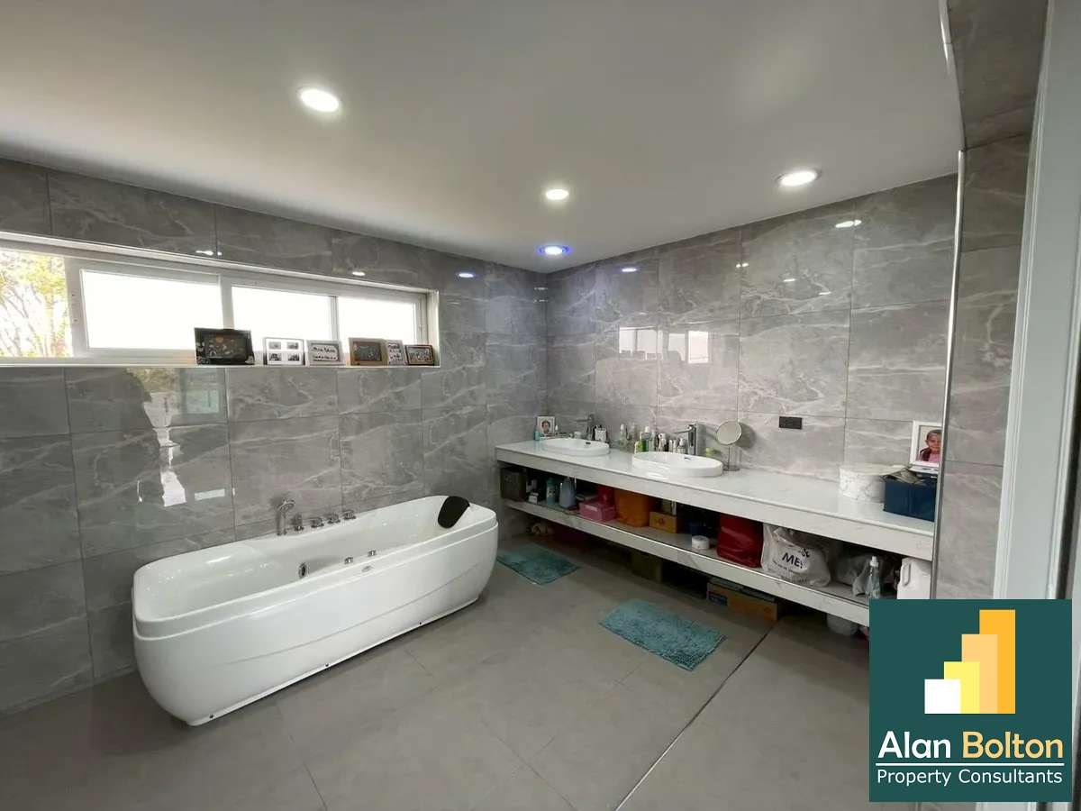 Beautiful 3-Bedroom Villa with Private Pool for Sale in East Pattaya photo 16