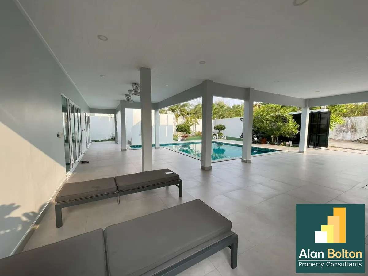 Beautiful 3-Bedroom Villa with Private Pool for Sale in East Pattaya photo 21