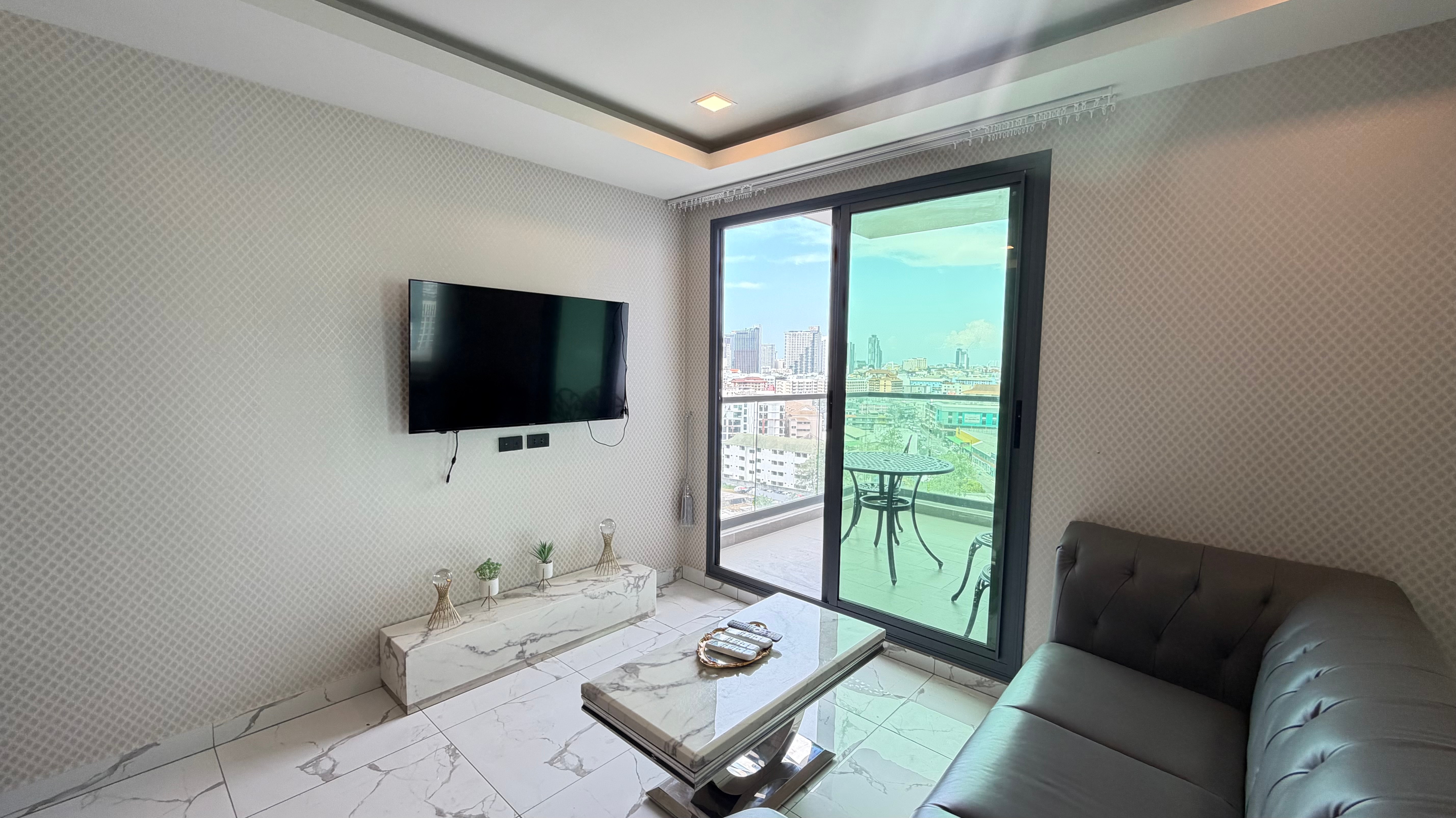 Modern Two bedroom Condo For Rent In Central Pattaya photo 15