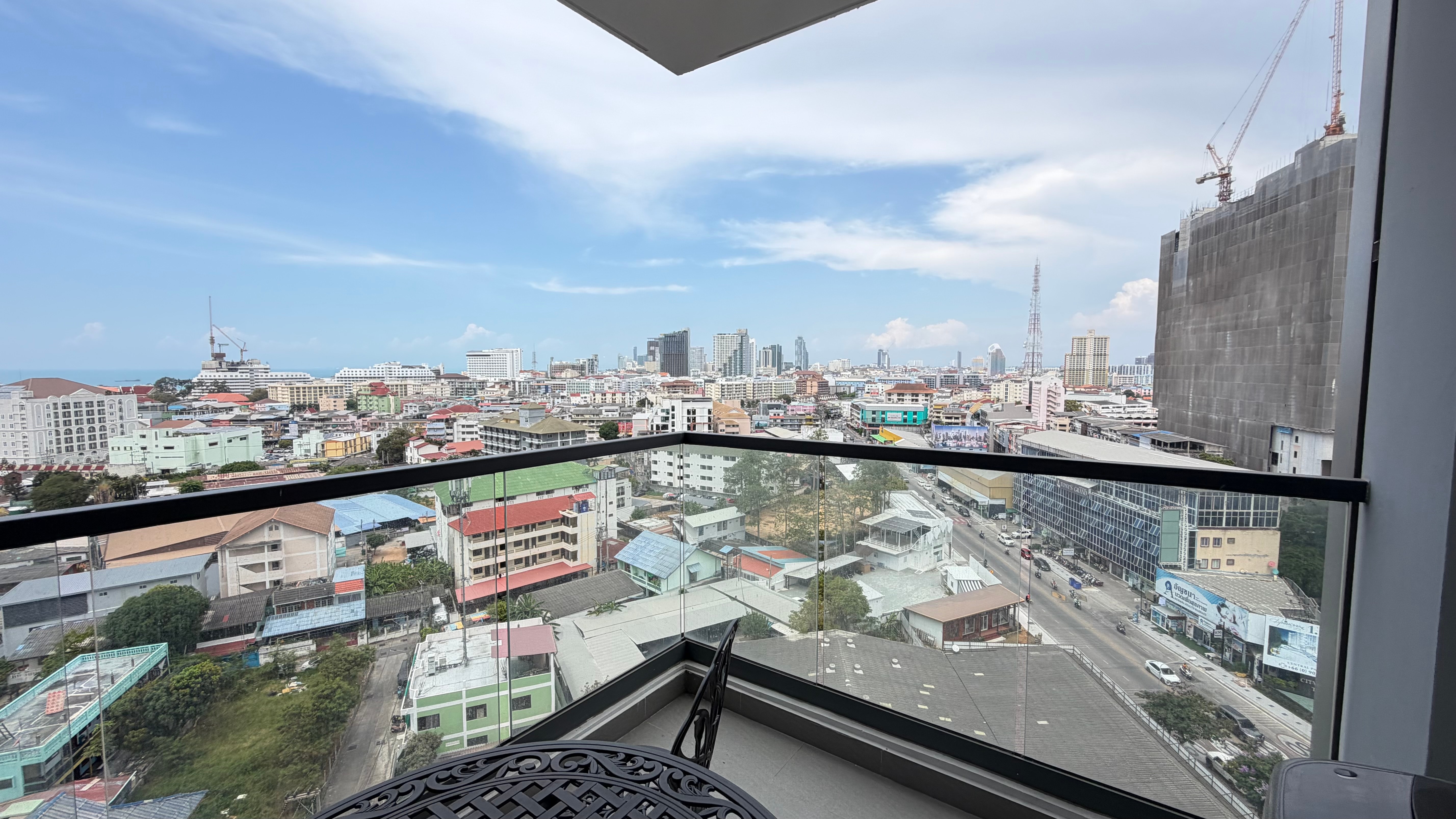 Modern Two bedroom Condo For Rent In Central Pattaya photo 12