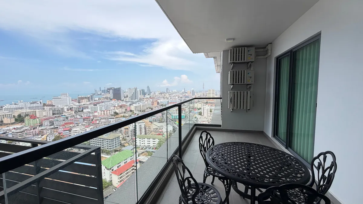 Sea view Modern Condominium For rent In Central Pattaya photo 14