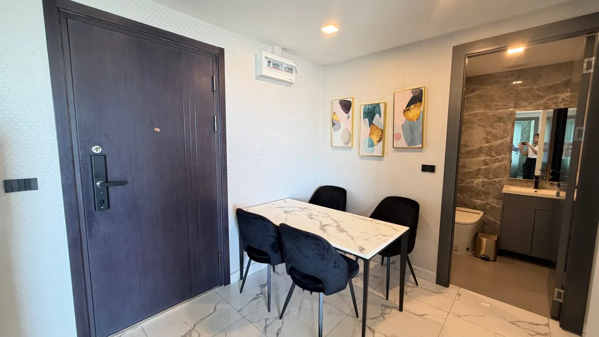 Sea view Modern Condominium For rent In Central Pattaya photo 23