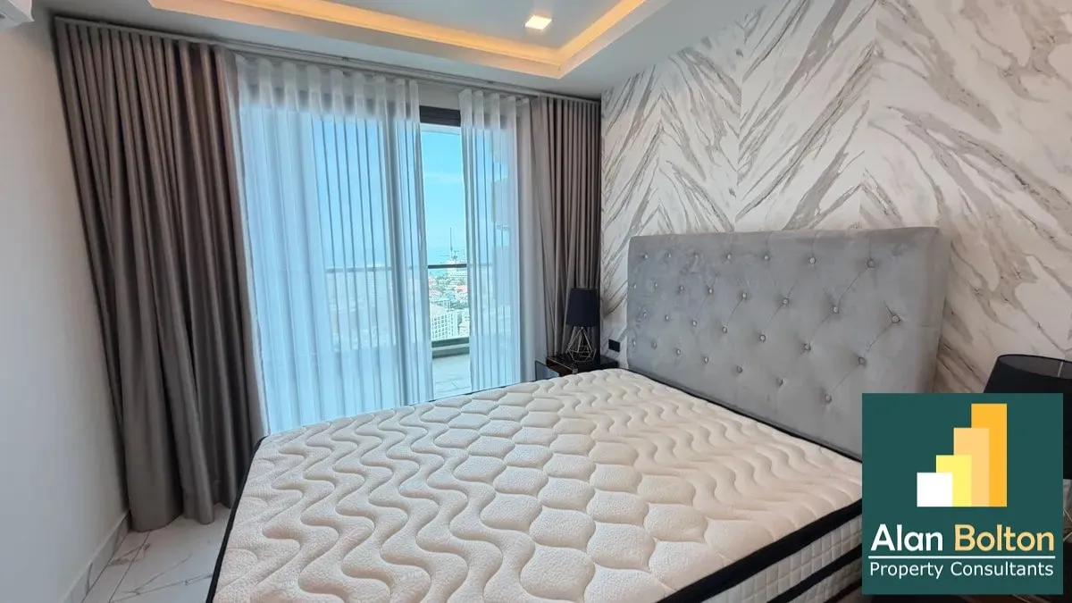 Sea view Modern Condominium For rent In Central Pattaya photo 5