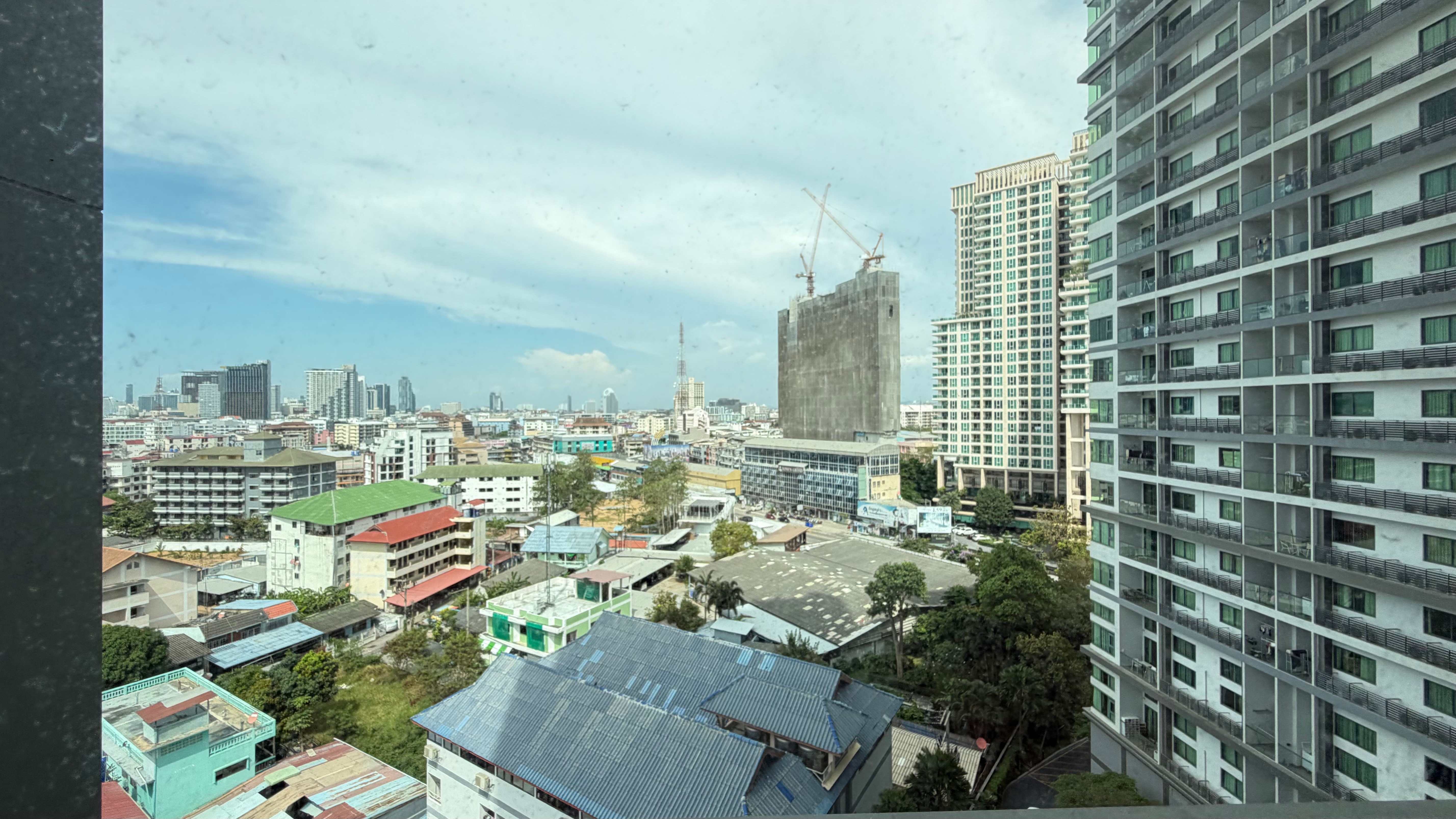 Two Bedroom Condominium For Rent with Jacuzzi In Central Pattaya photo 17
